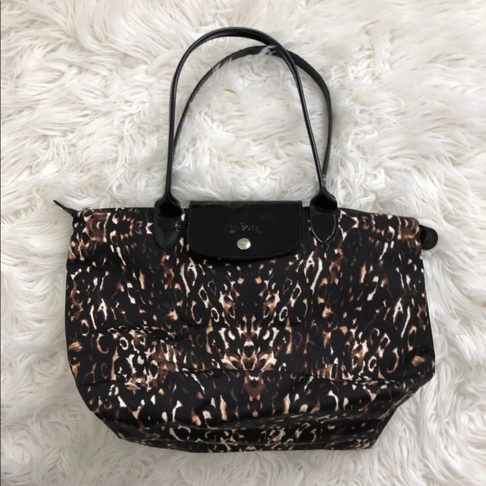 Rare Long champ cheetah Modele Depose